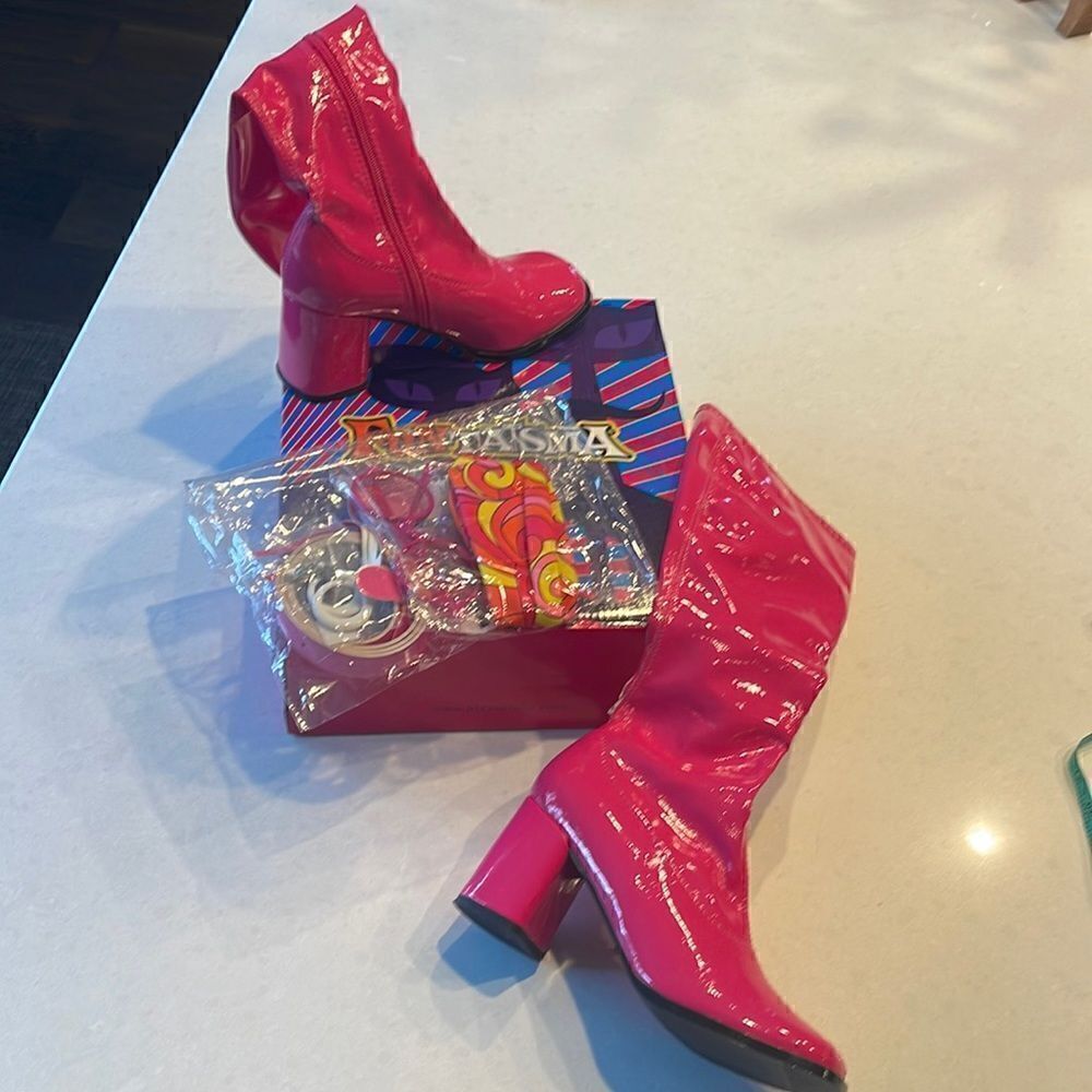 Fantaisma  step into fun, boots size 6, new but some fabric flaking. So fun.